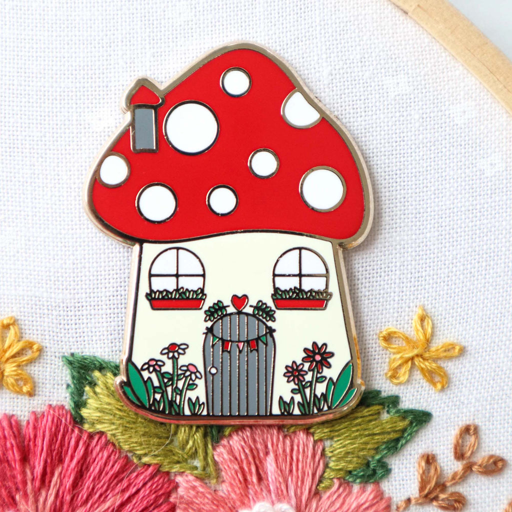 Woodland Mushroom House Magnetic Needle Minder by Flamingo Toes