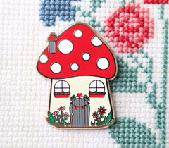 Woodland Mushroom House Magnetic Needle Minder by Flamingo Toes