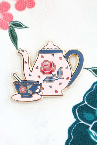 Roses Tea Set Magnetic Needle Minder by Flamingo Toes