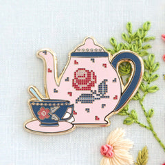 Roses Tea Set Magnetic Needle Minder by Flamingo Toes